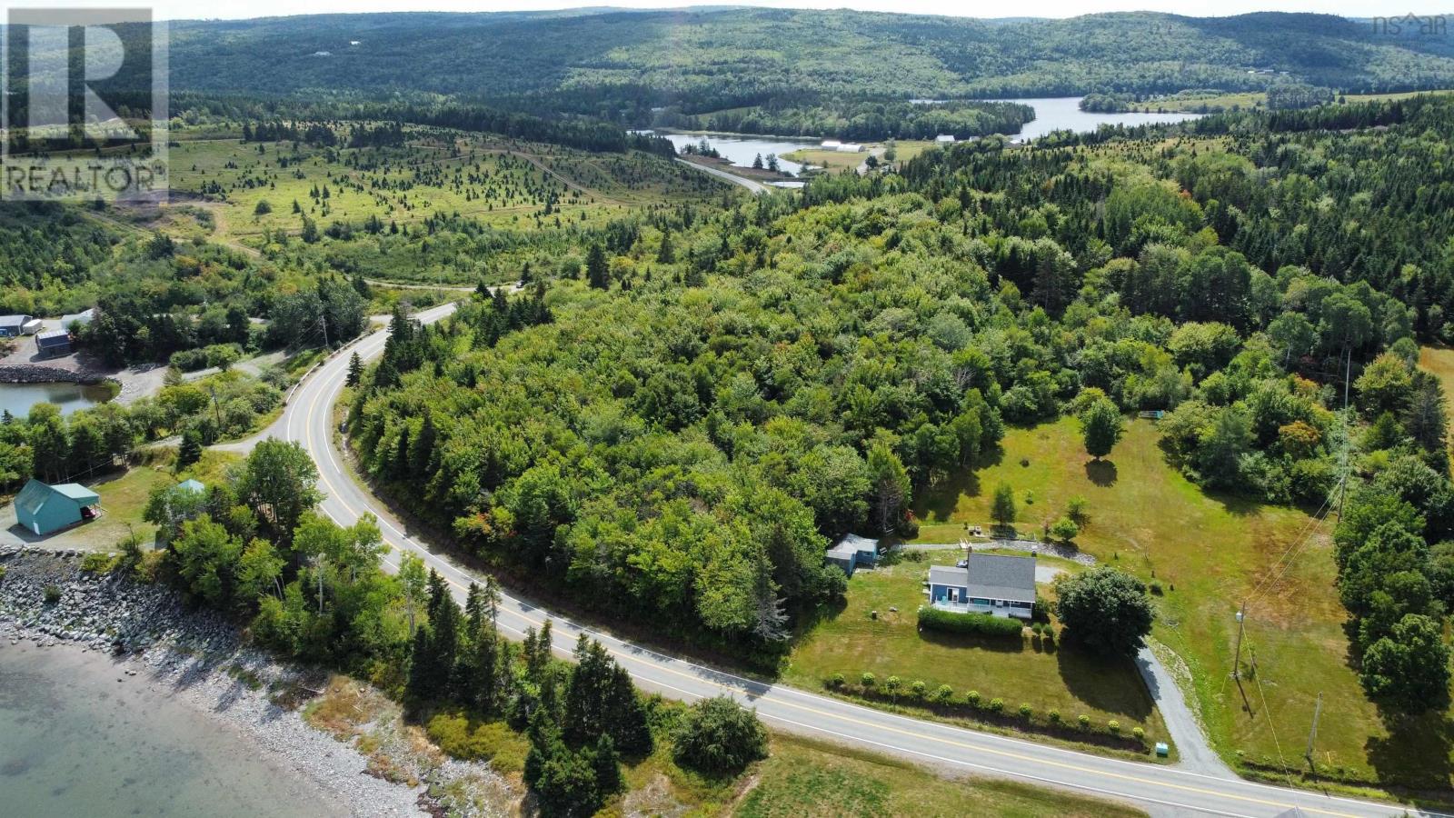 Property 26 of 27 of 9361 16 Highway