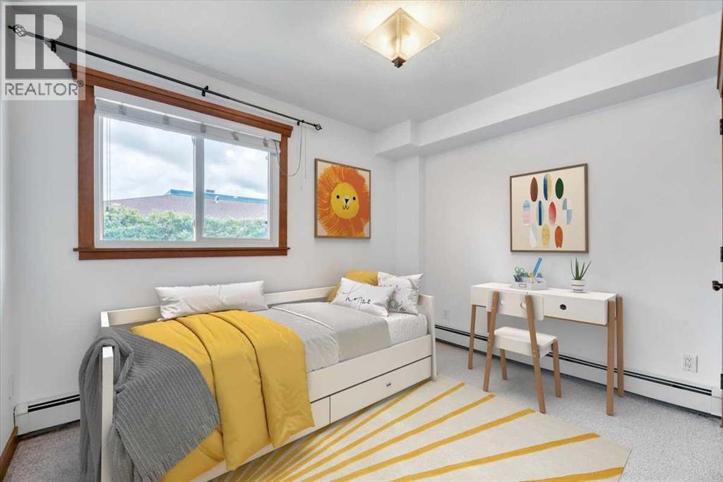 Single Family House for Sale in    Avenue SW Windsor Park Calgary 