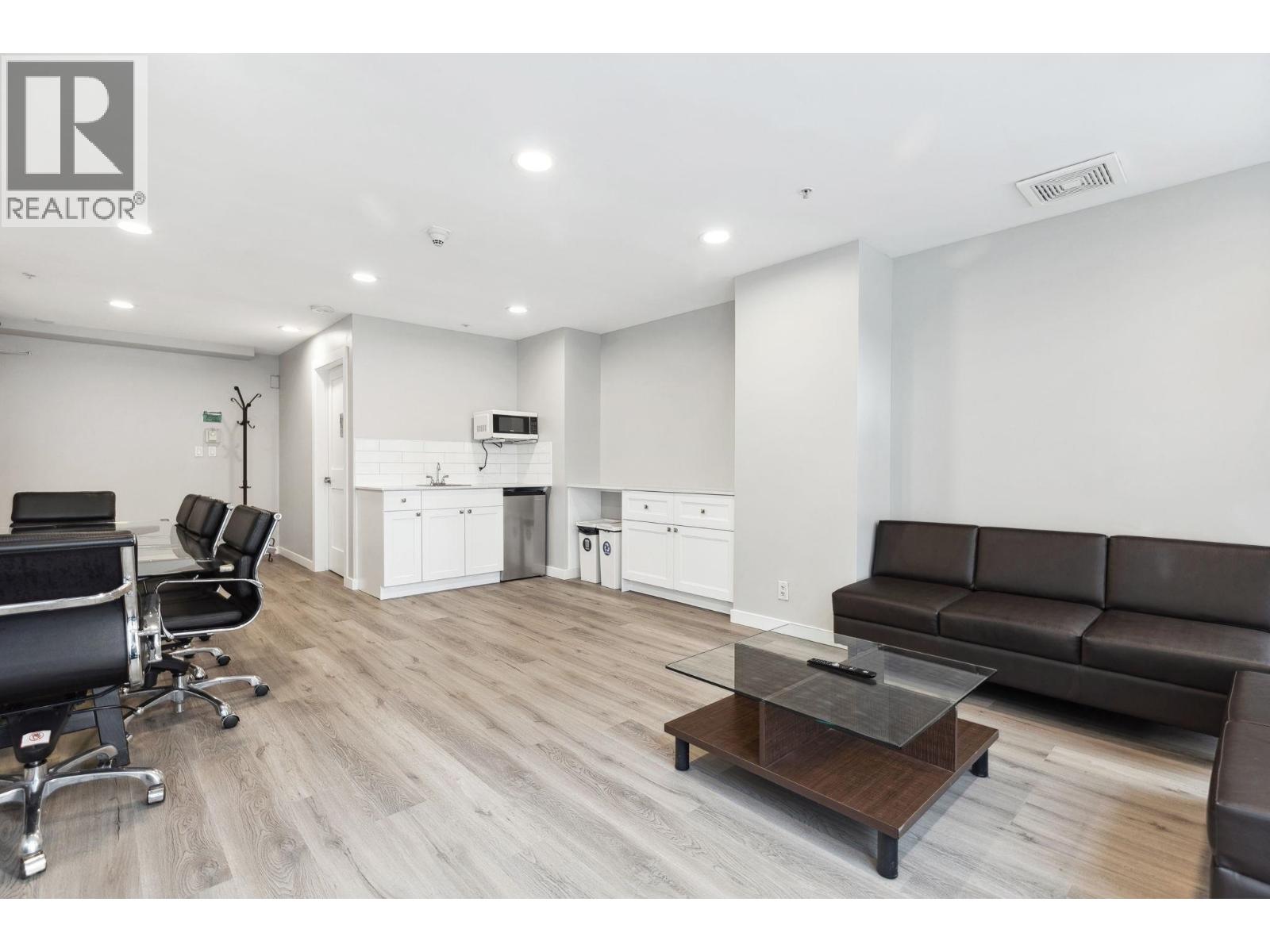 2008 550 TAYLOR STREET, Vancouver