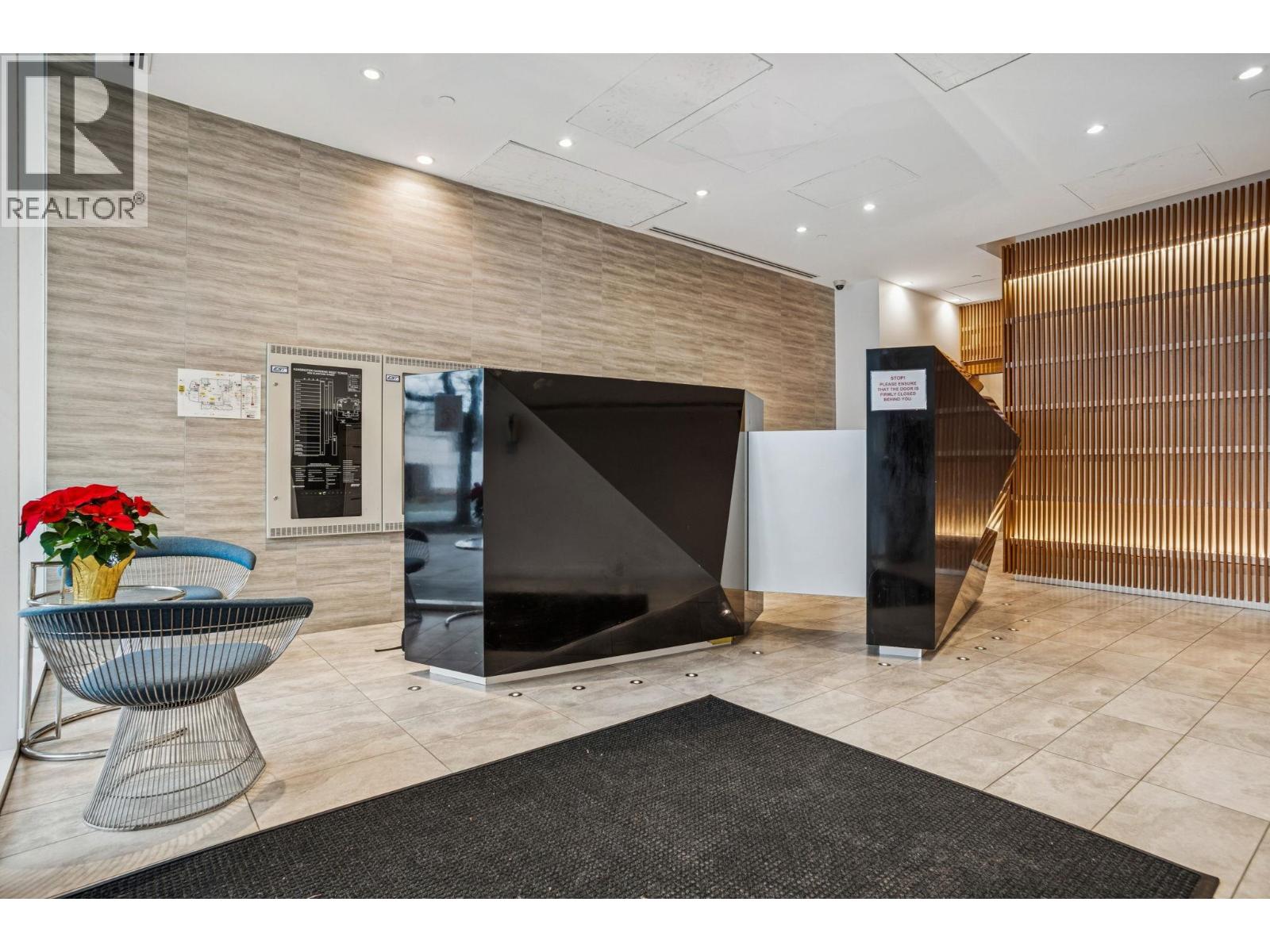 503 4638 GLADSTONE STREET, Vancouver