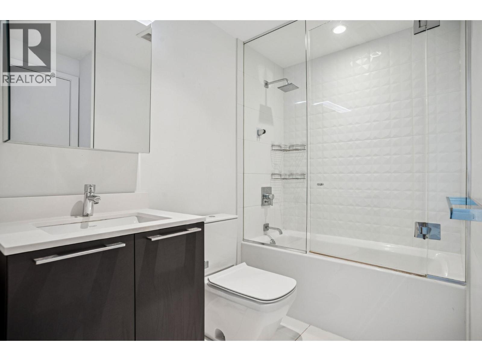 503 4638 GLADSTONE STREET, Vancouver