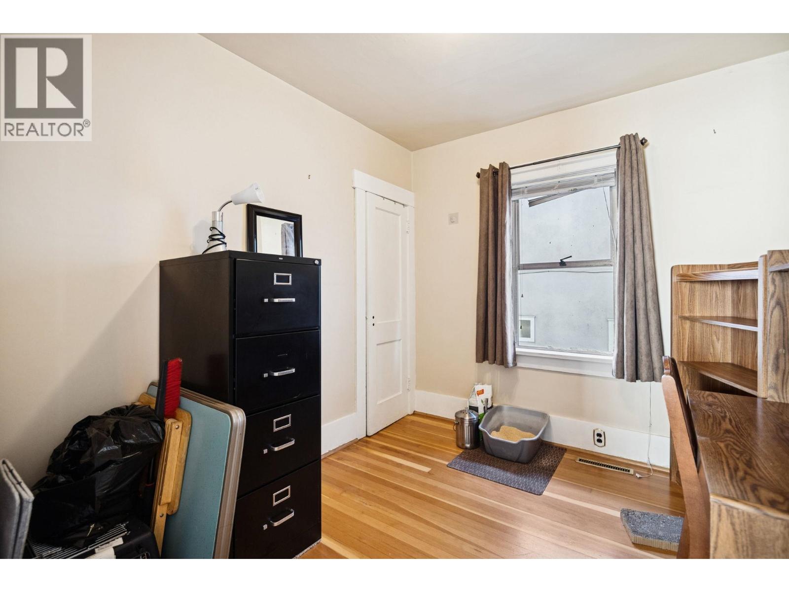 2258 KITCHENER STREET, Vancouver