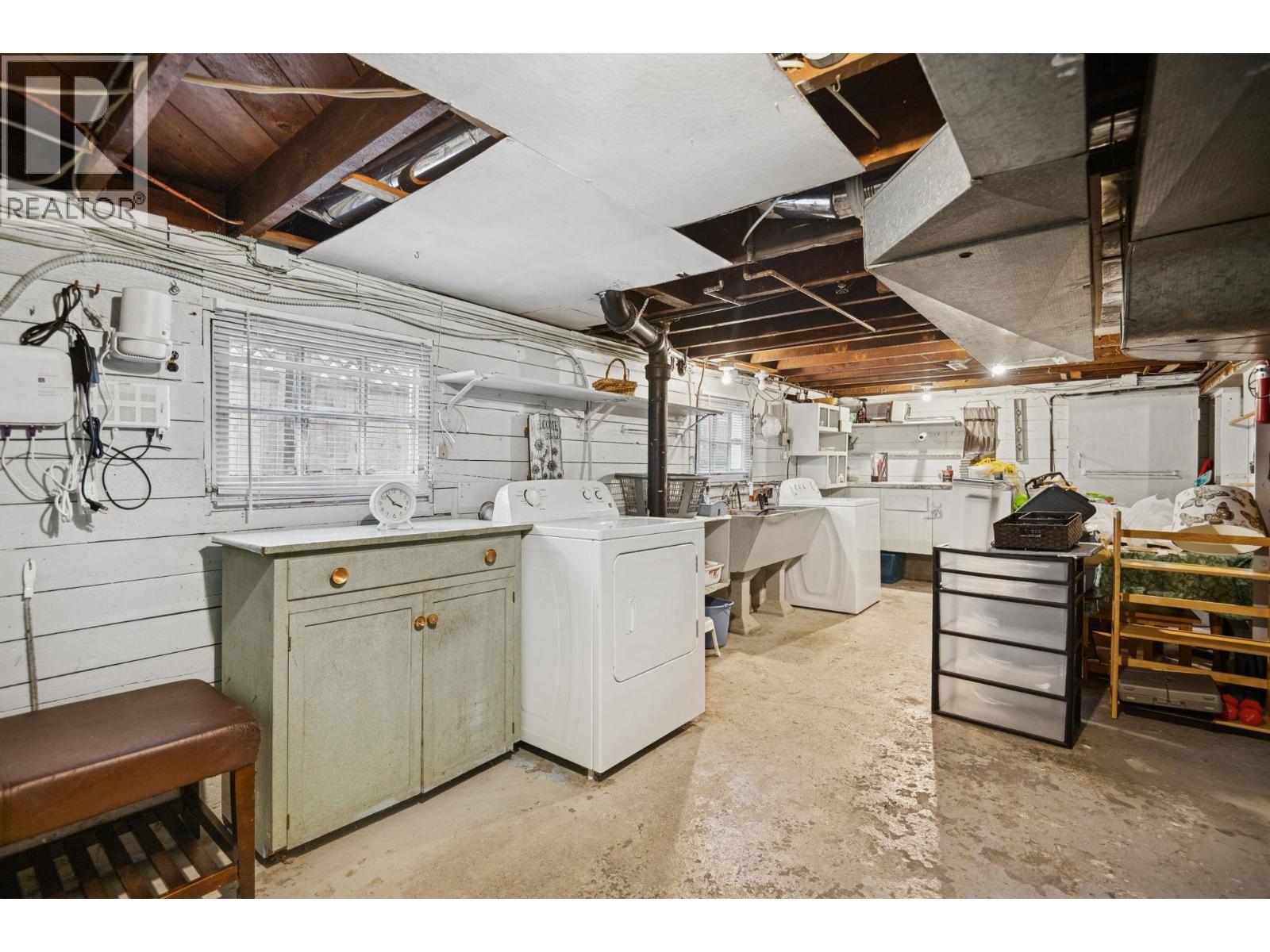 2258 KITCHENER STREET, Vancouver