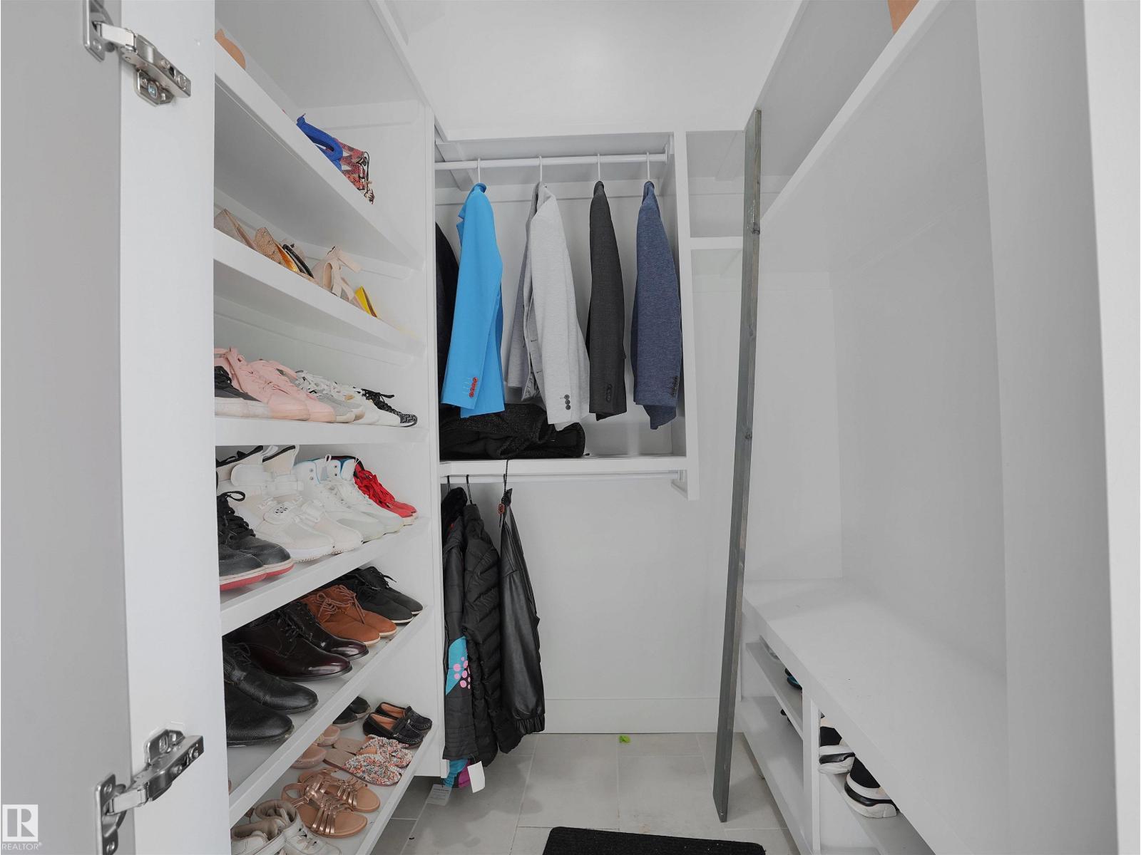 4511 WINGFIELD BAY NW, Edmonton