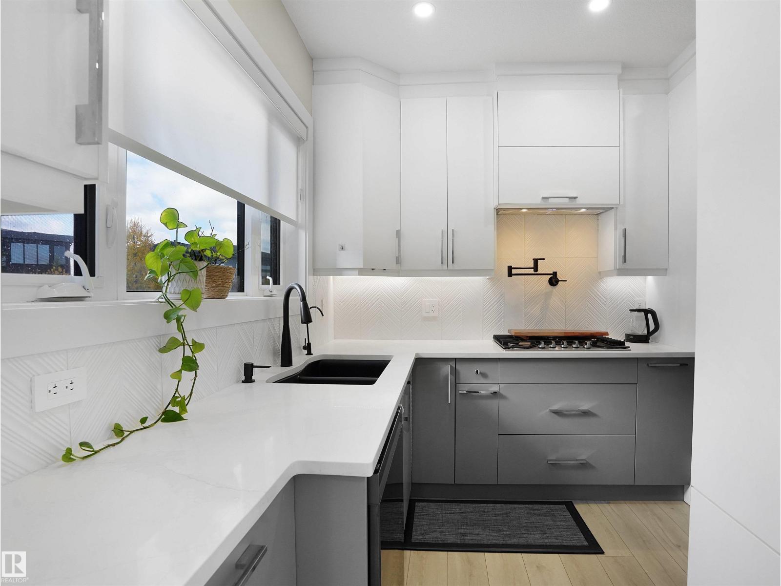 4511 WINGFIELD BAY NW, Edmonton