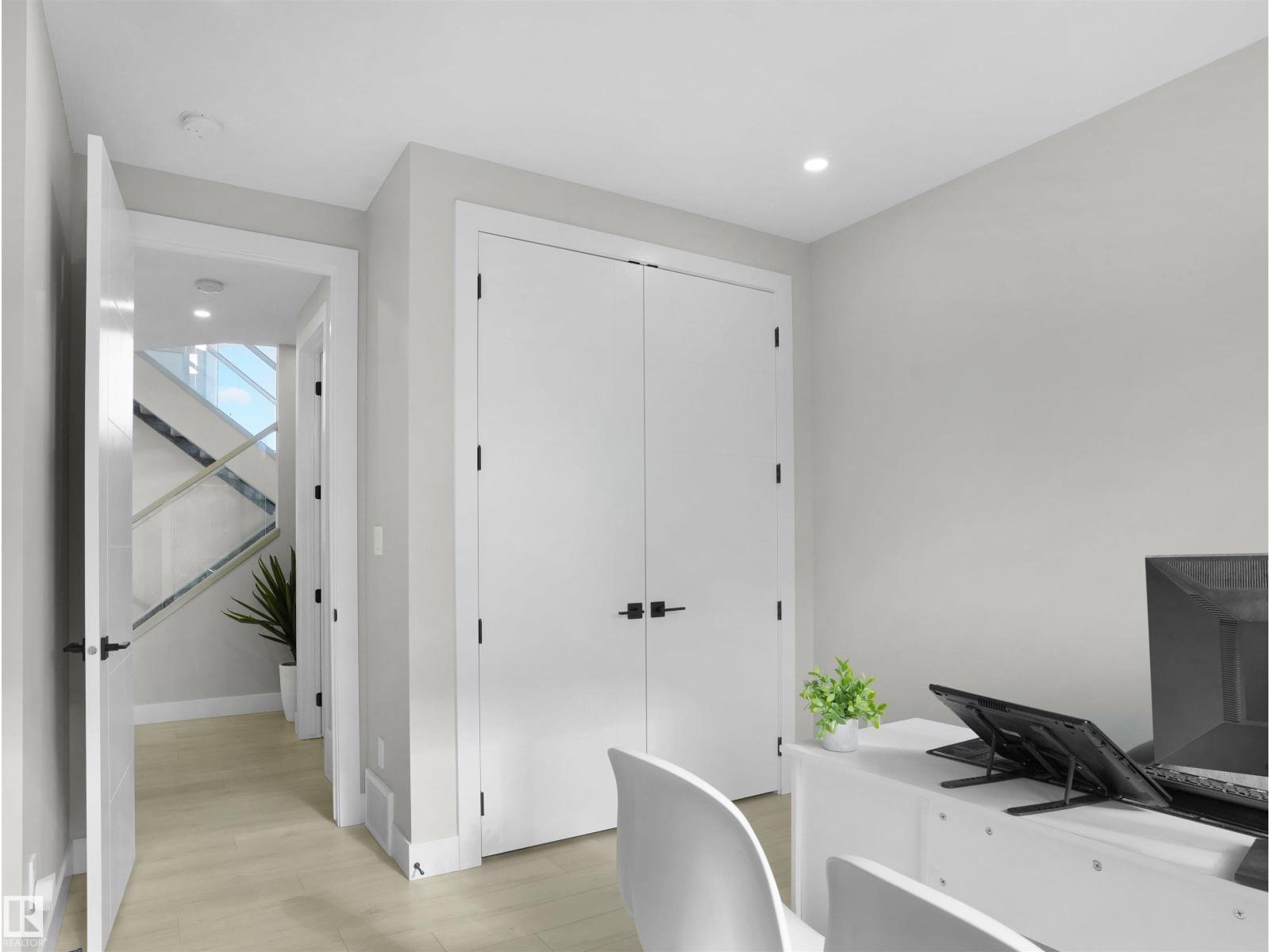 4511 WINGFIELD BAY NW, Edmonton