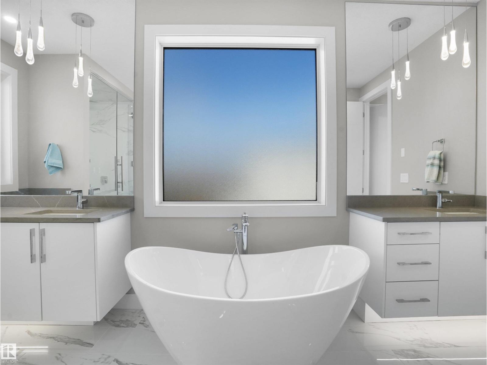 4511 WINGFIELD BAY NW, Edmonton