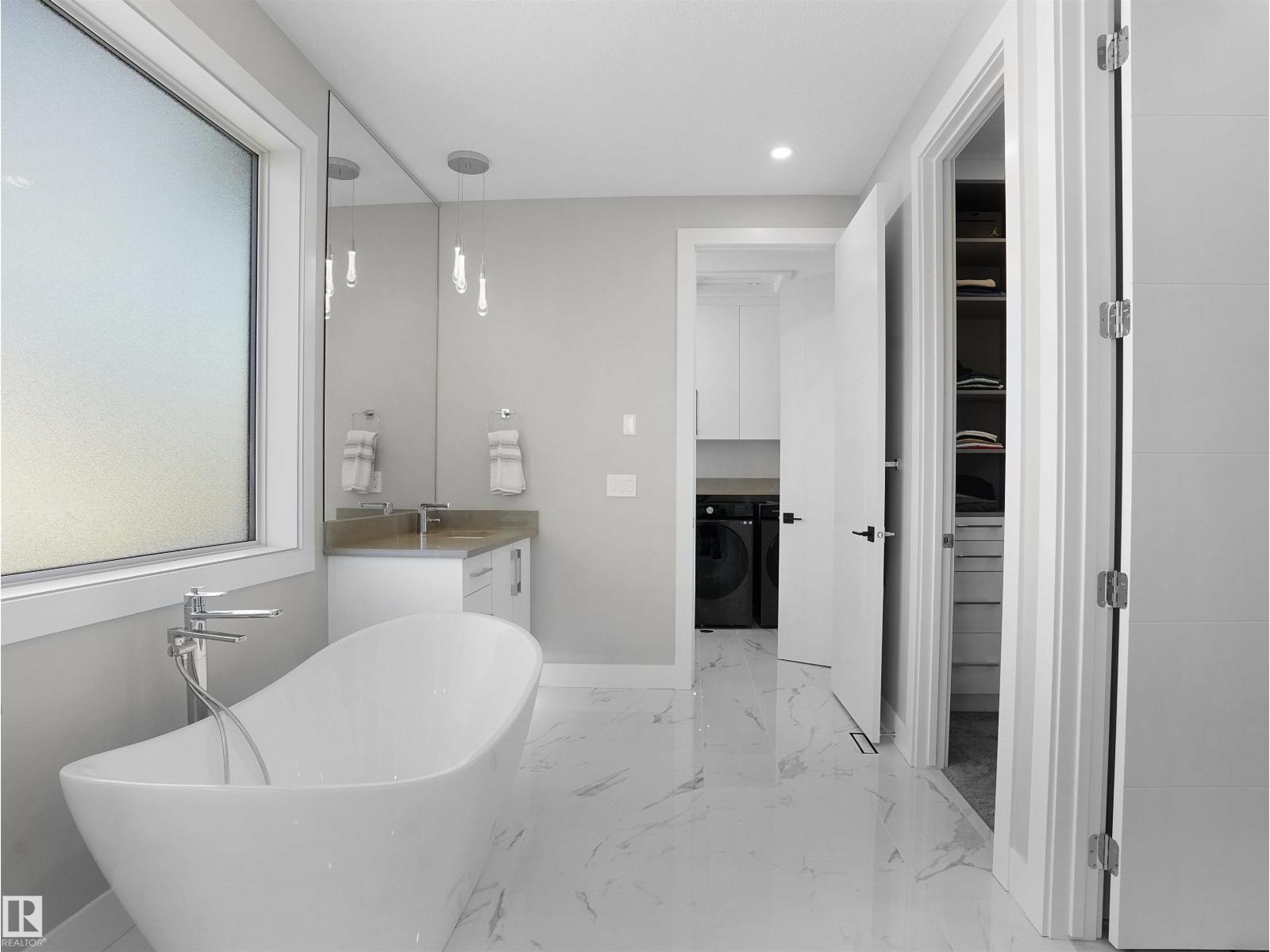 4511 WINGFIELD BAY NW, Edmonton