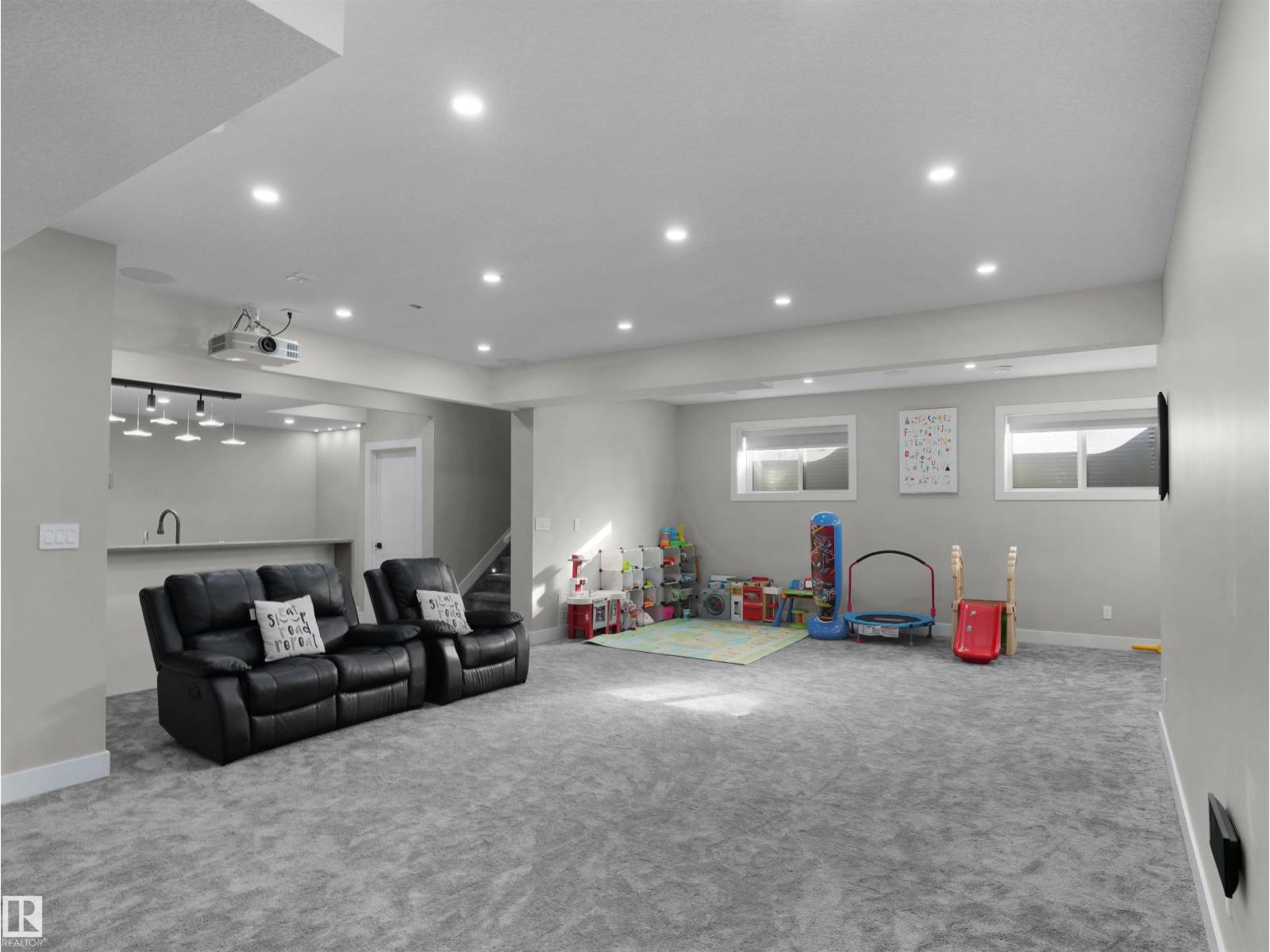 4511 WINGFIELD BAY NW, Edmonton