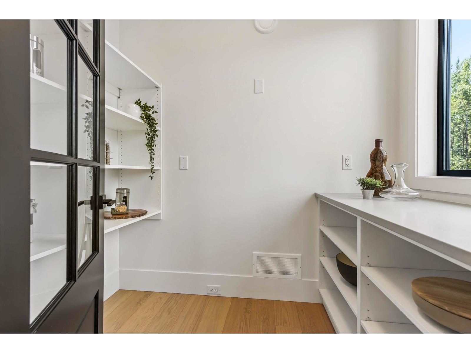 22170 44A AVENUE, Langley