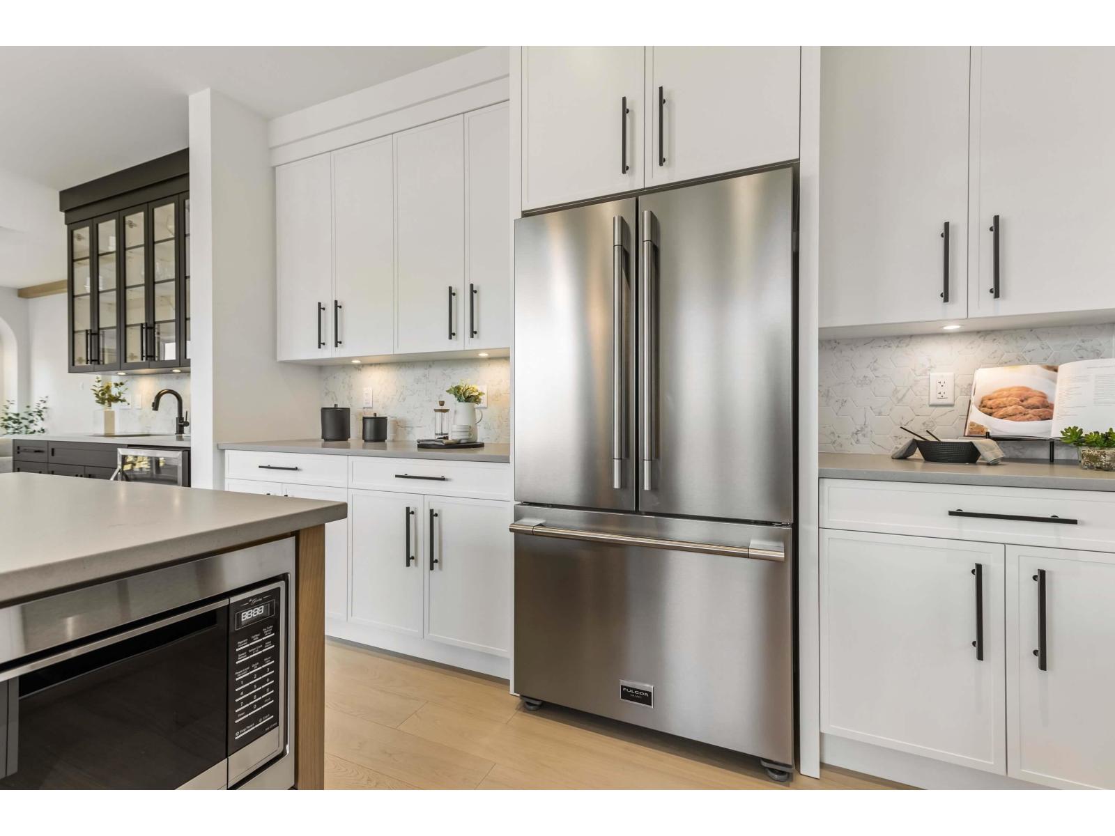 22170 44A AVENUE, Langley