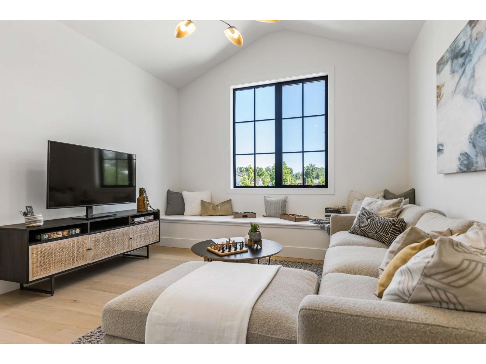 22170 44A AVENUE, Langley