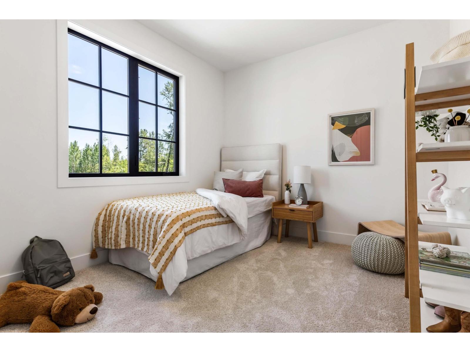 22170 44A AVENUE, Langley