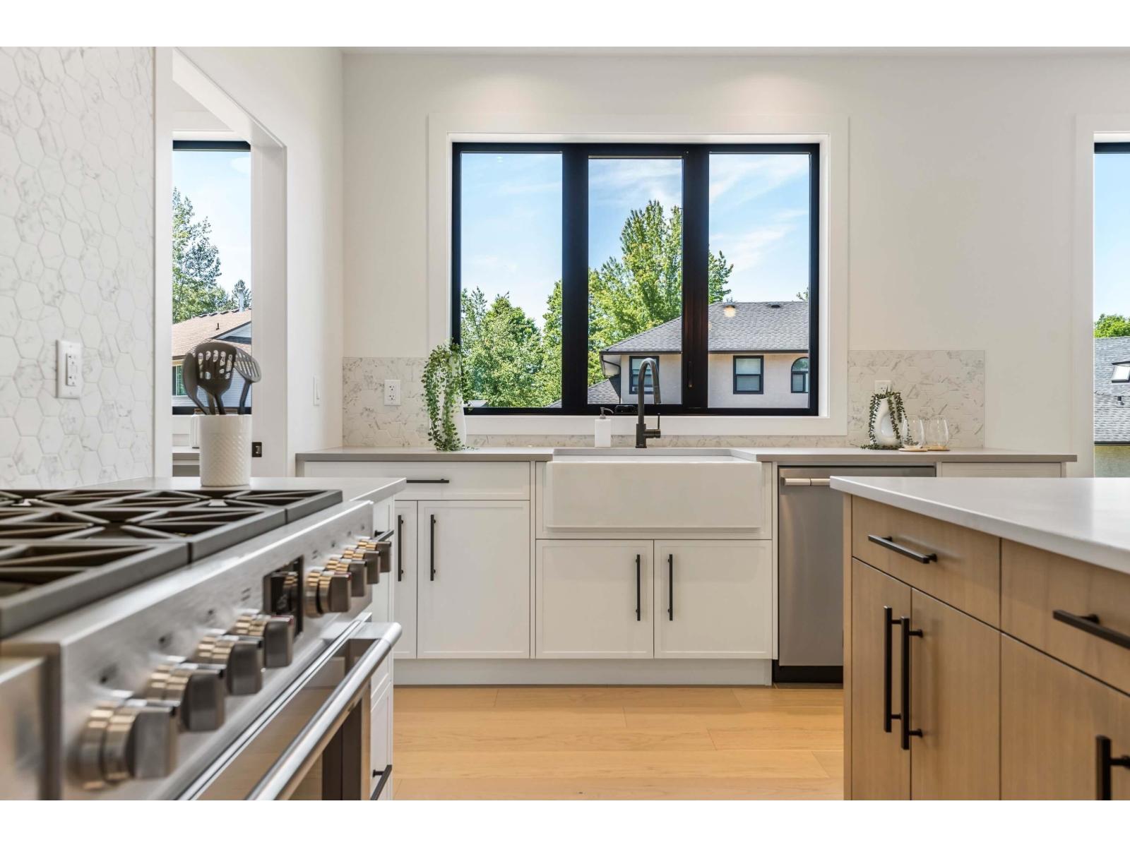 22170 44A AVENUE, Langley