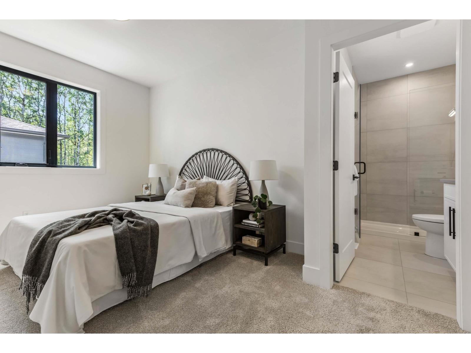 22170 44A AVENUE, Langley