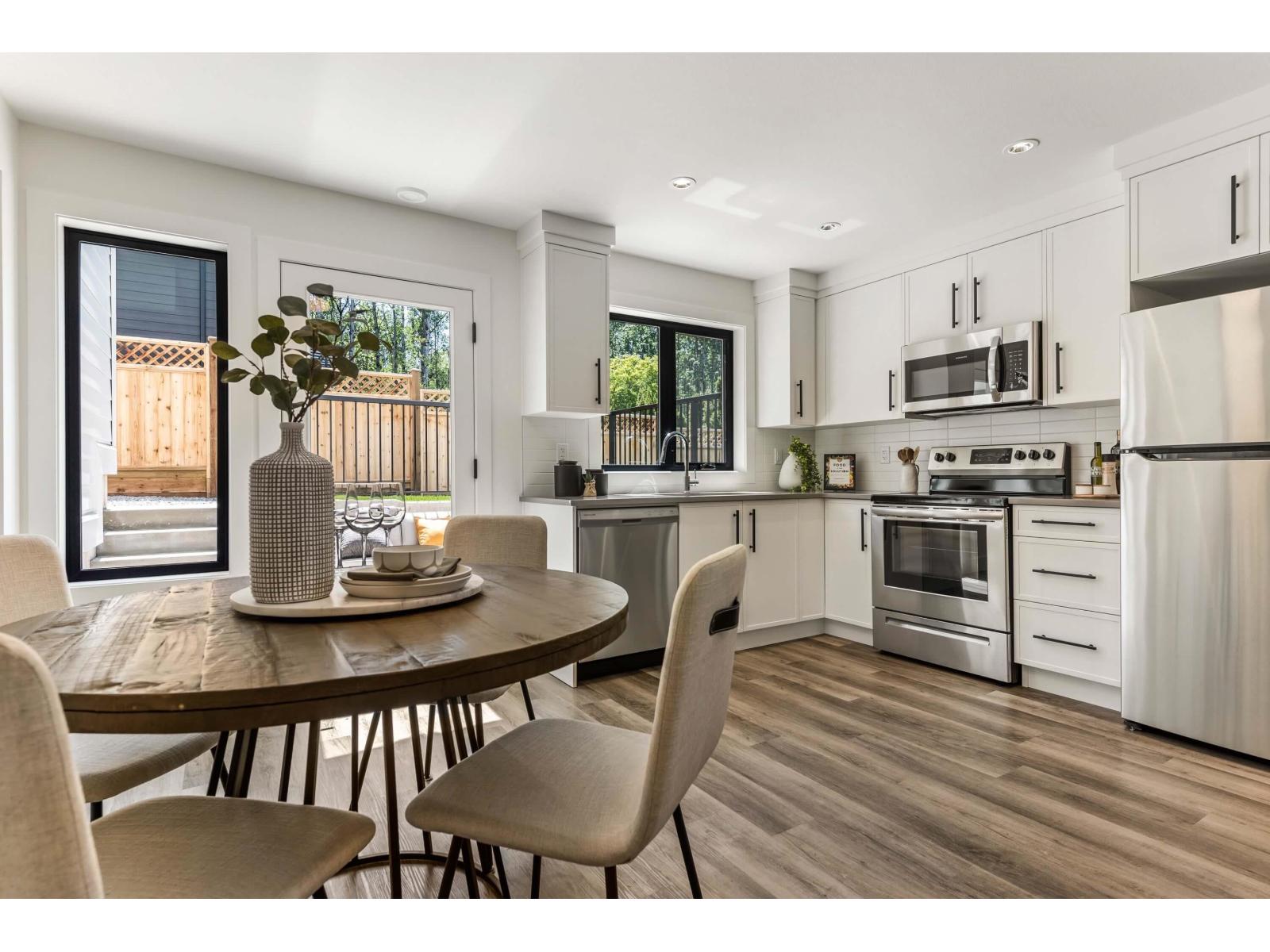 22170 44A AVENUE, Langley