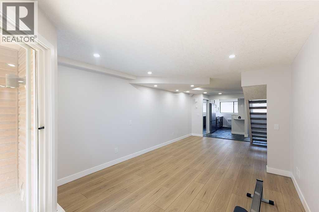 Single Family House for Sale in    Street SW Bankview Calgary 