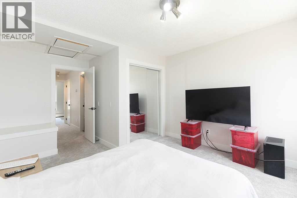 Single Family House for Sale in    Street SW Bankview Calgary 