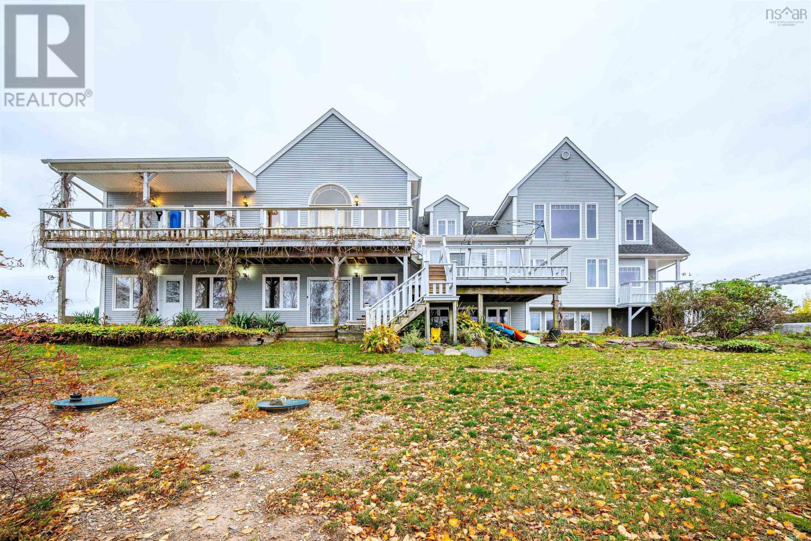 Property 24 of 47 of 215 Cloverdale Drive