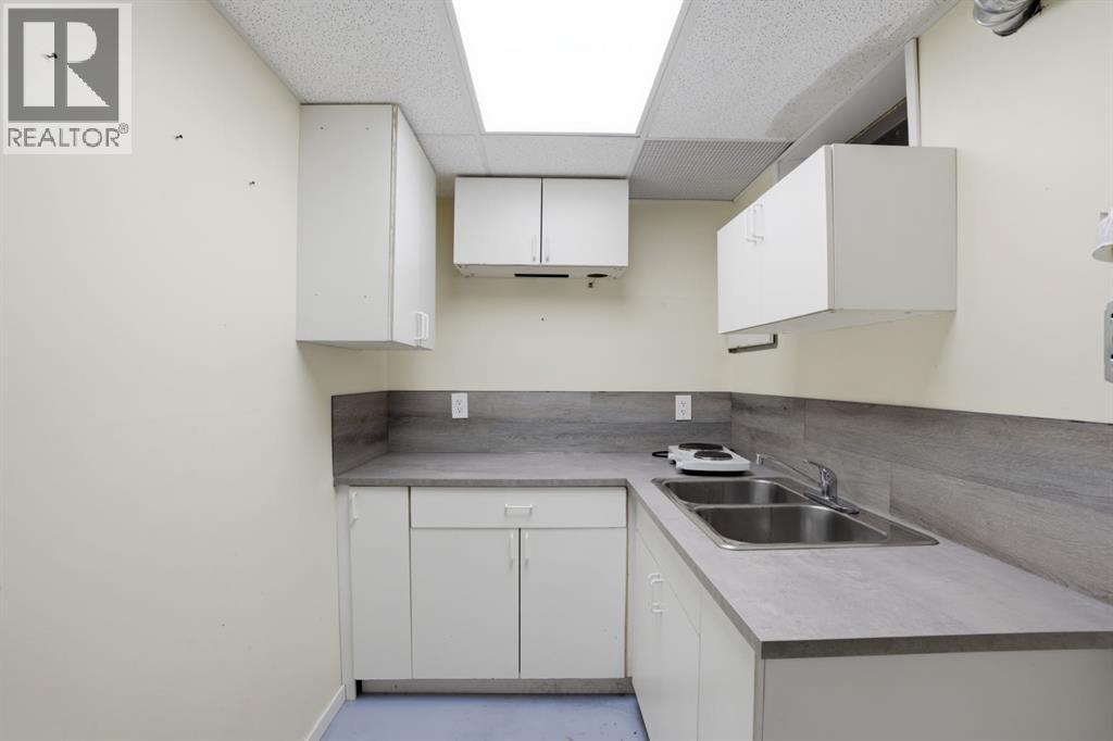 Single Family House for Sale in   Street SE Penbrooke Meadows Calgary 