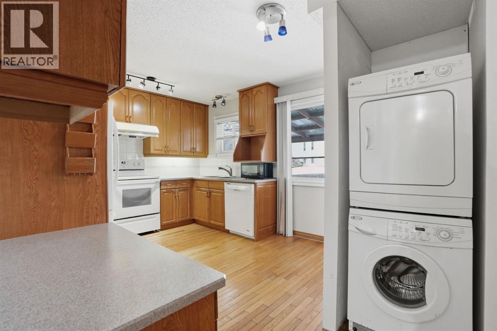 Single Family House for Sale in   Street SE Penbrooke Meadows Calgary 