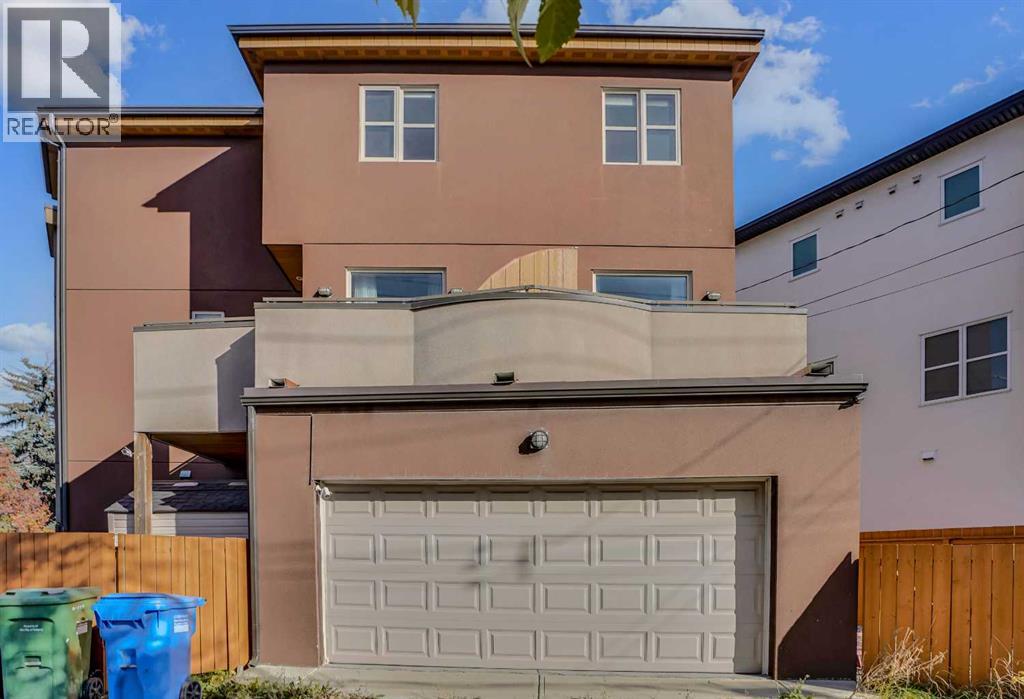 Single Family House for Sale in   Avenue NW Montgomery Calgary 