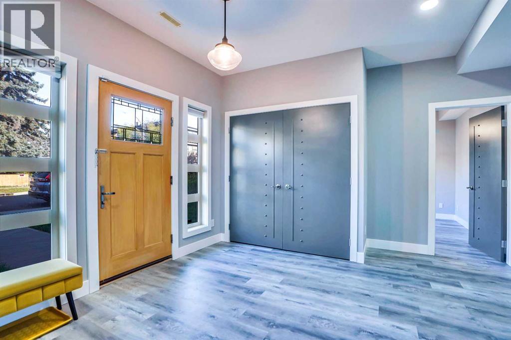 Single Family House for Sale in   Avenue NW Montgomery Calgary 