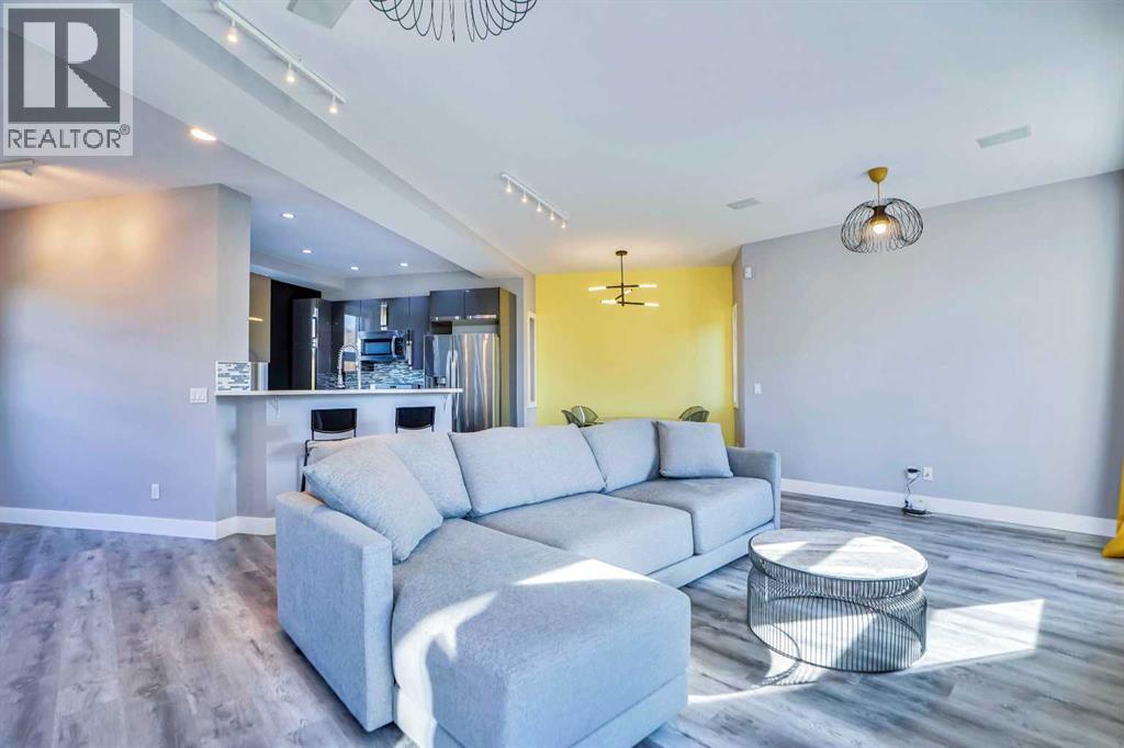 Single Family House for Sale in   Avenue NW Montgomery Calgary 