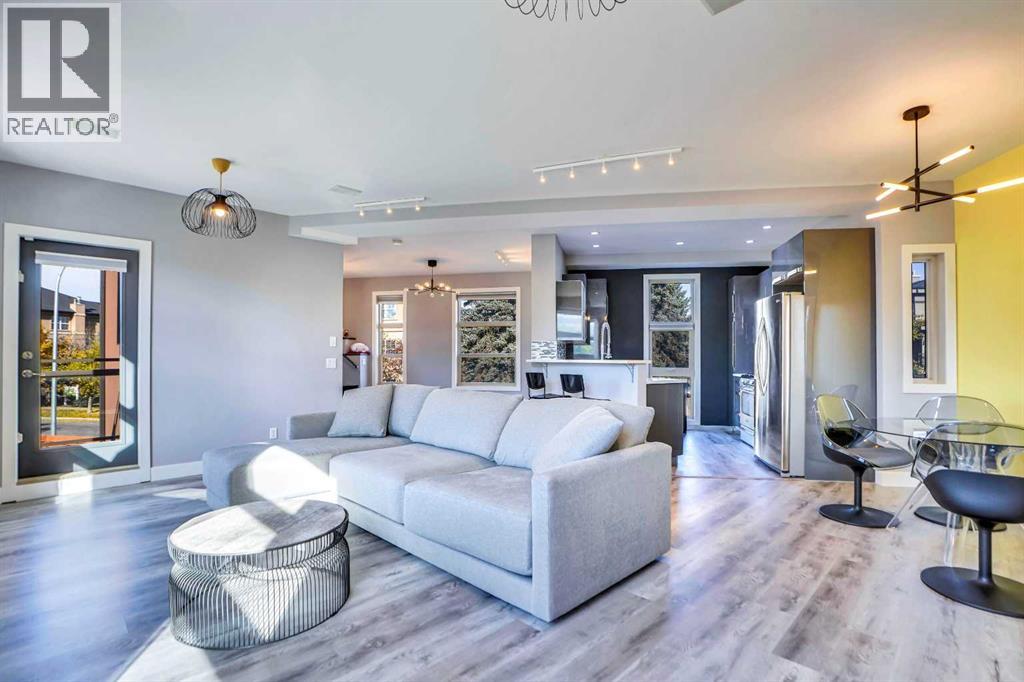 Single Family House for Sale in   Avenue NW Montgomery Calgary 