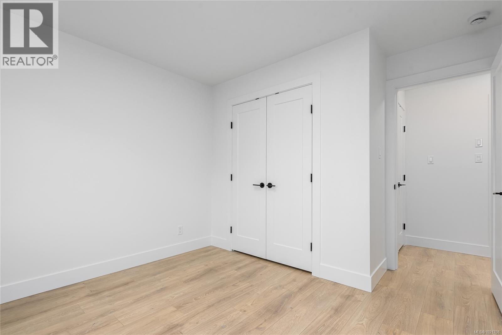 A 1044 Lazo Rd, Comox