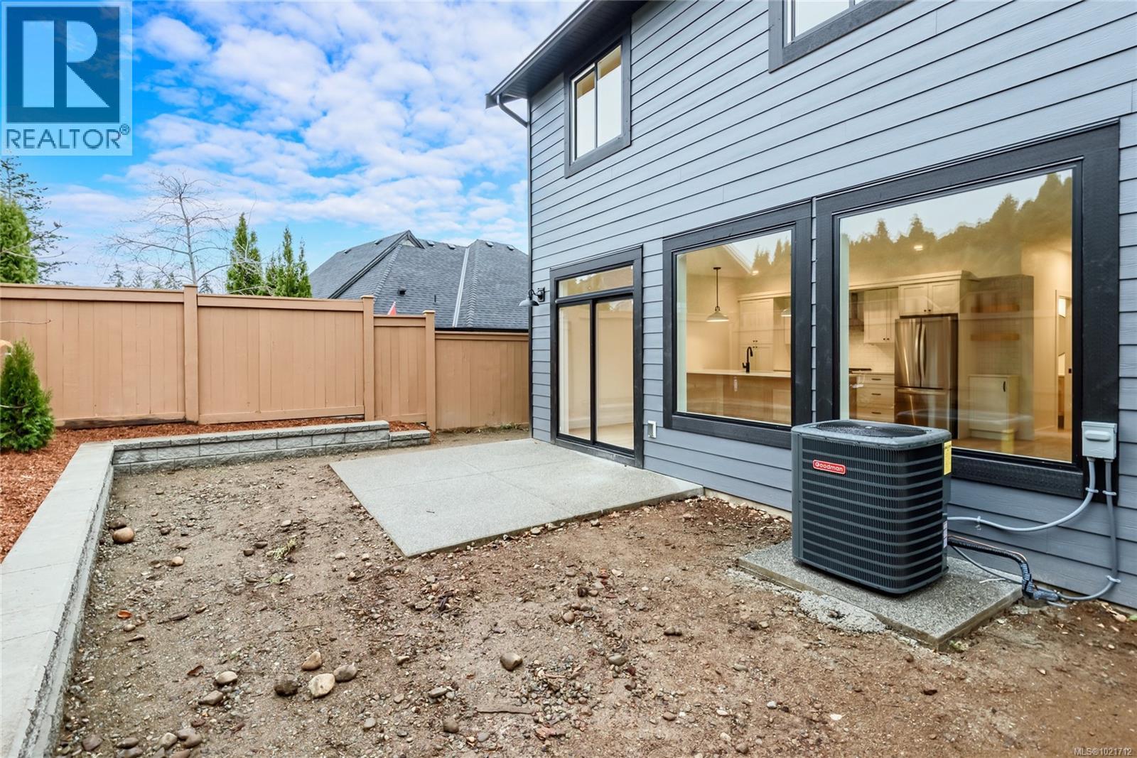 B 1044 Lazo Rd, Comox