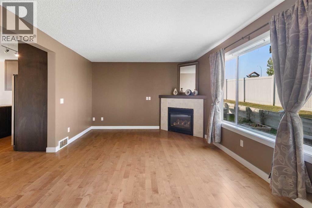 Single Family House for Sale in  Harvest Oak Circle NE Harvest Hills Calgary 