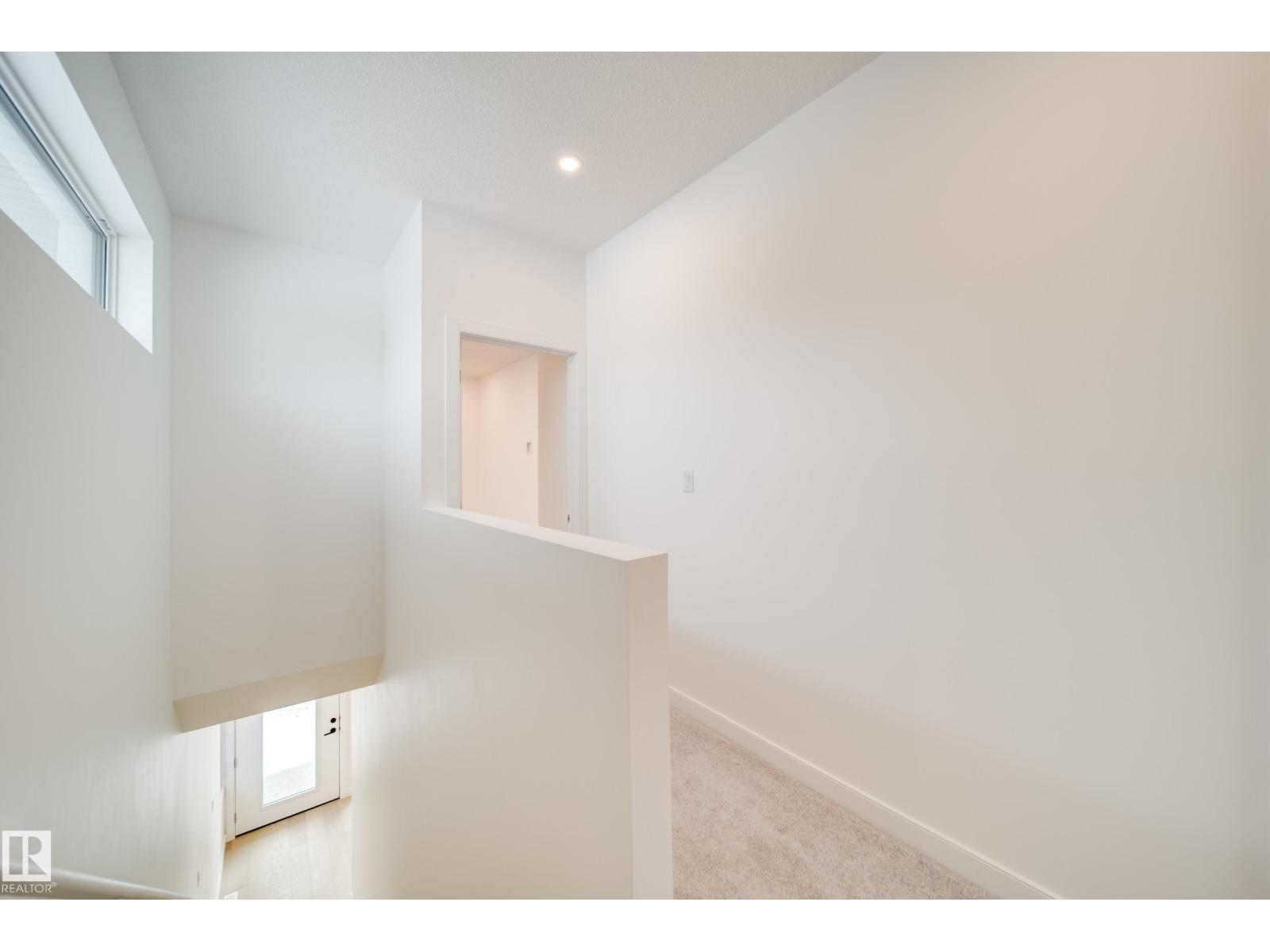 8522 80 AV NW, Edmonton