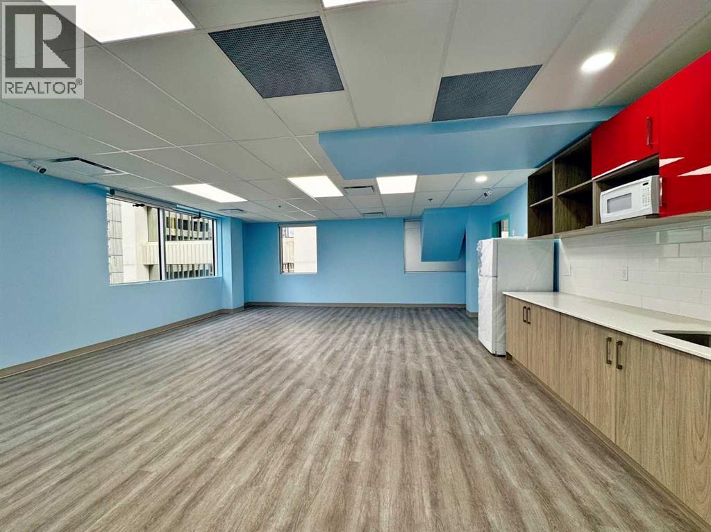 Business for Sale in    Avenue SW Downtown Commercial Core Calgary 