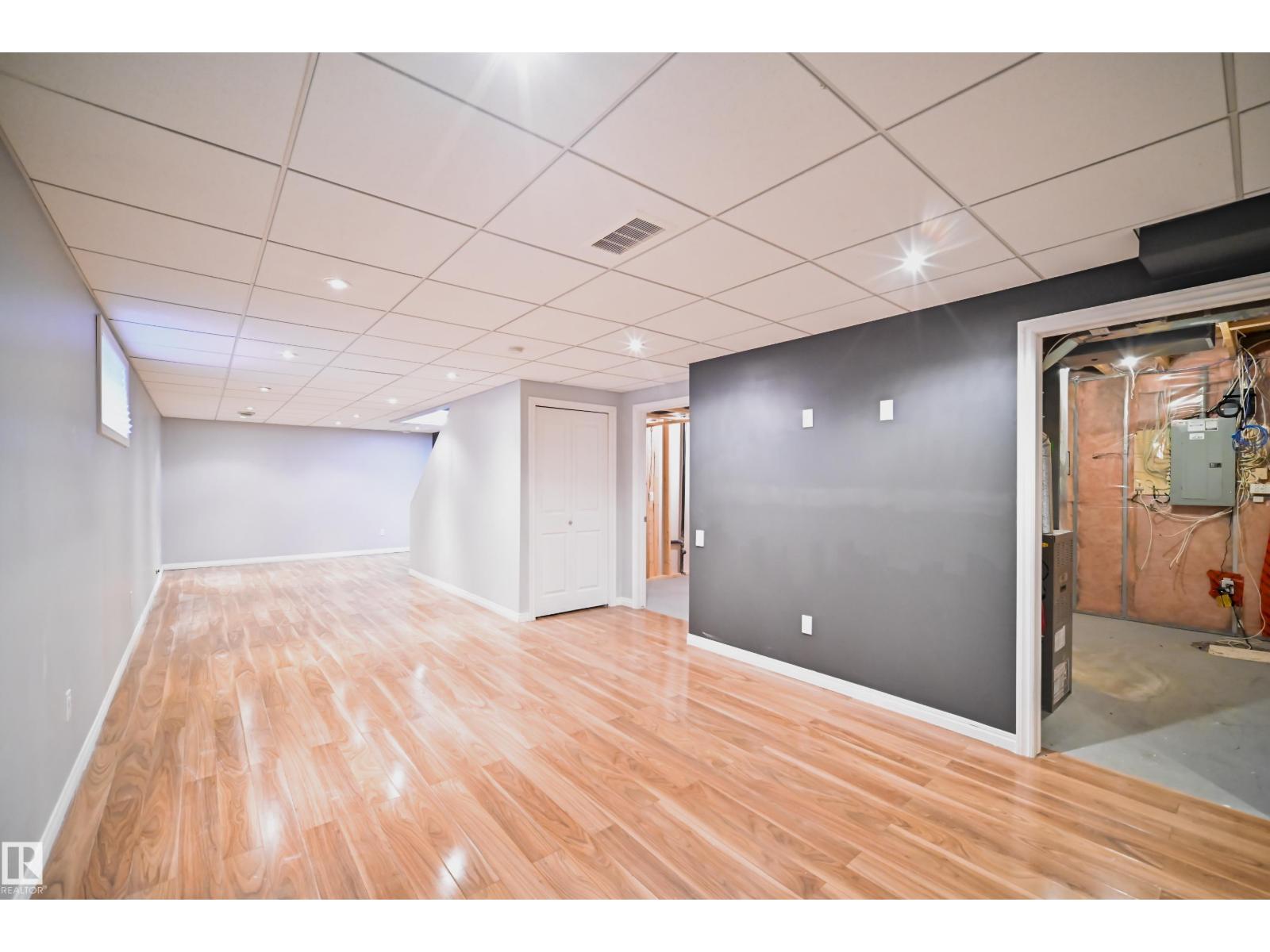 20432 48 AV NW, Edmonton