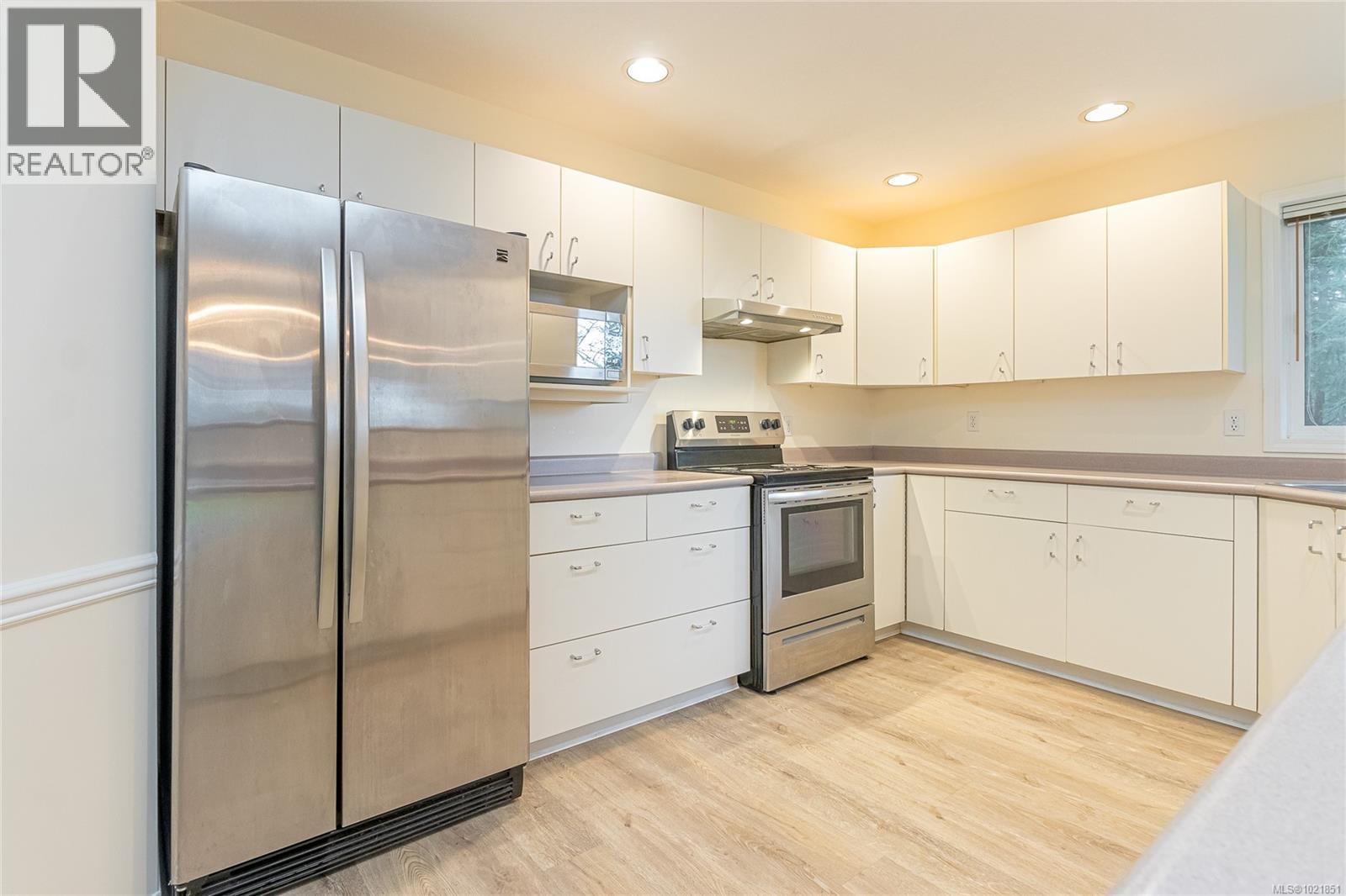 624 Wembley Rd, Parksville