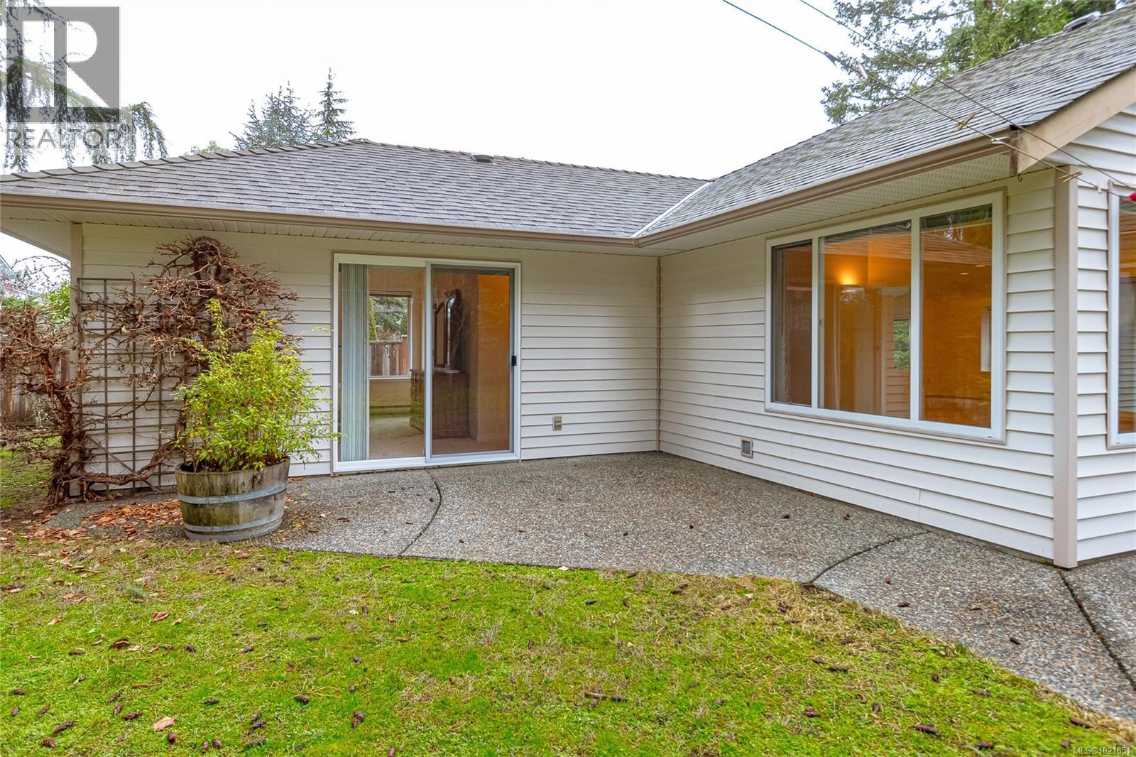 624 Wembley Rd, Parksville