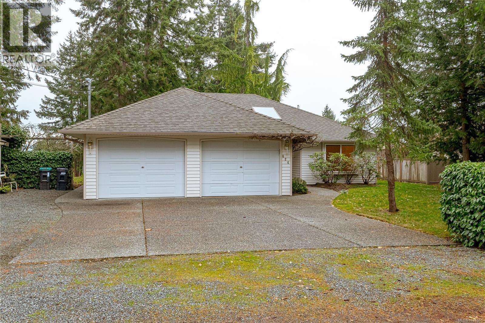 624 Wembley Rd, Parksville