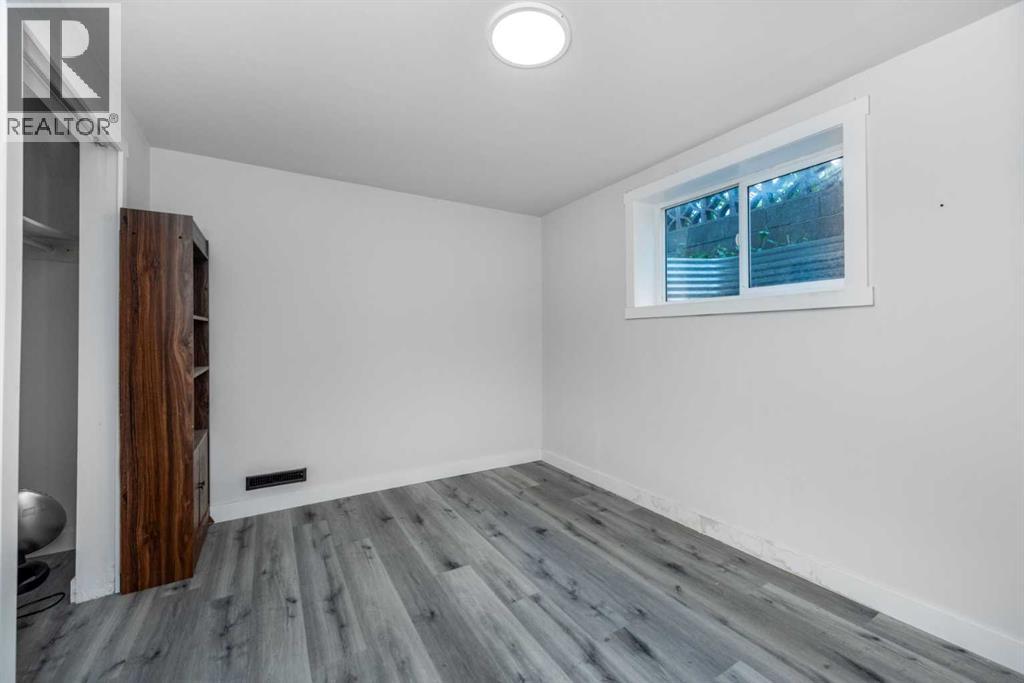 Single Family House Bungalow for Sale in   Street SE Southview Calgary 