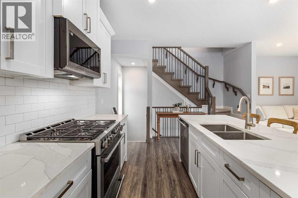 Single Family House for Sale in   Avenue SW Bankview Calgary 