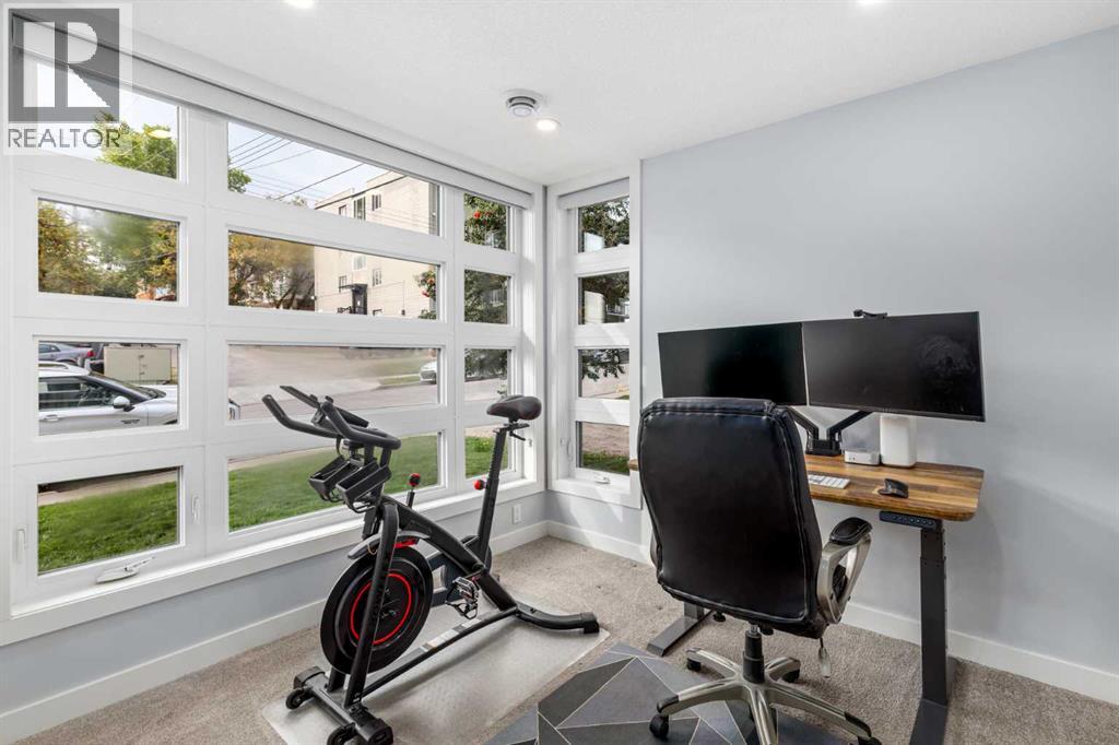 Single Family House for Sale in   Avenue SW Bankview Calgary 