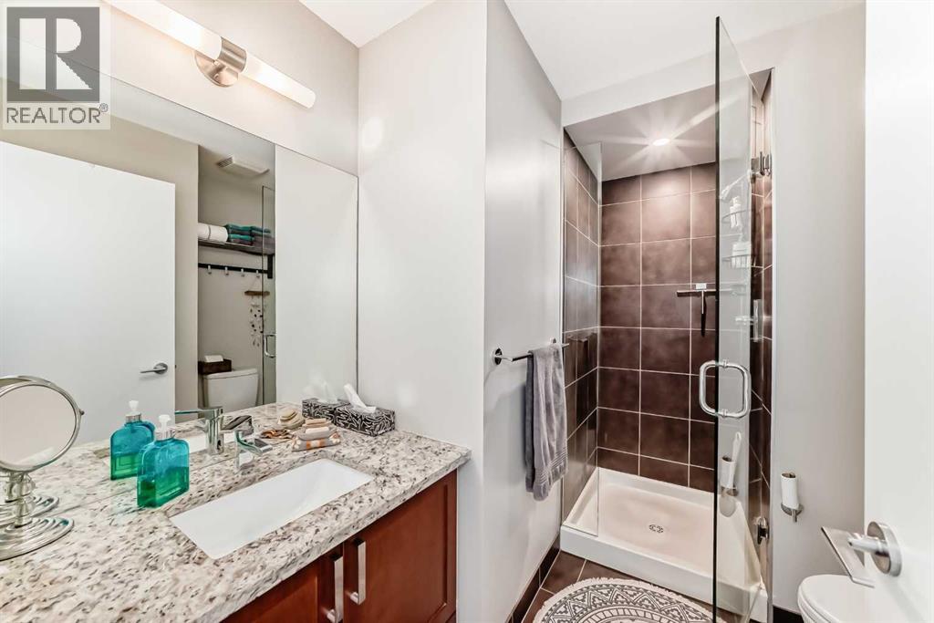 Single Family House for Sale in    Street NE Highland Park Calgary 