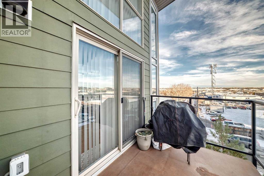 Single Family House for Sale in    Street NE Highland Park Calgary 