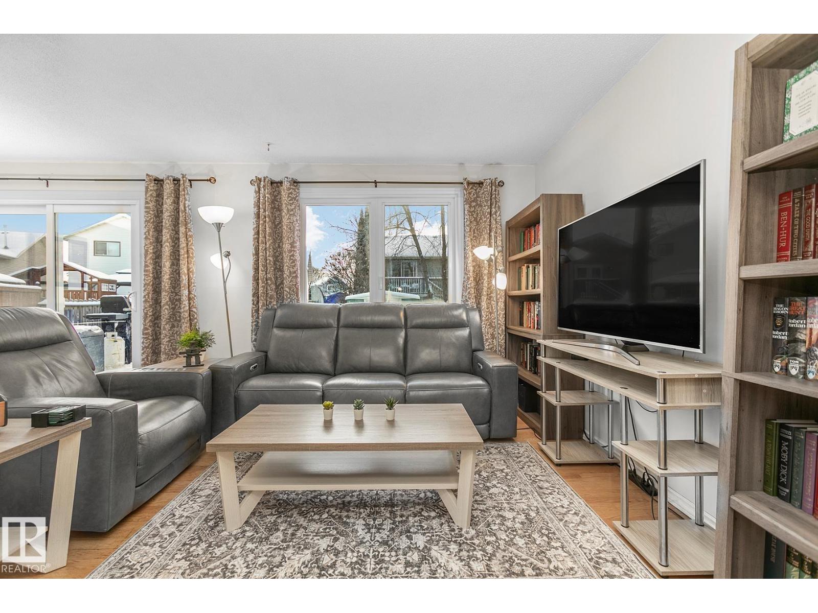 295 VANTAGE LN, Sherwood Park