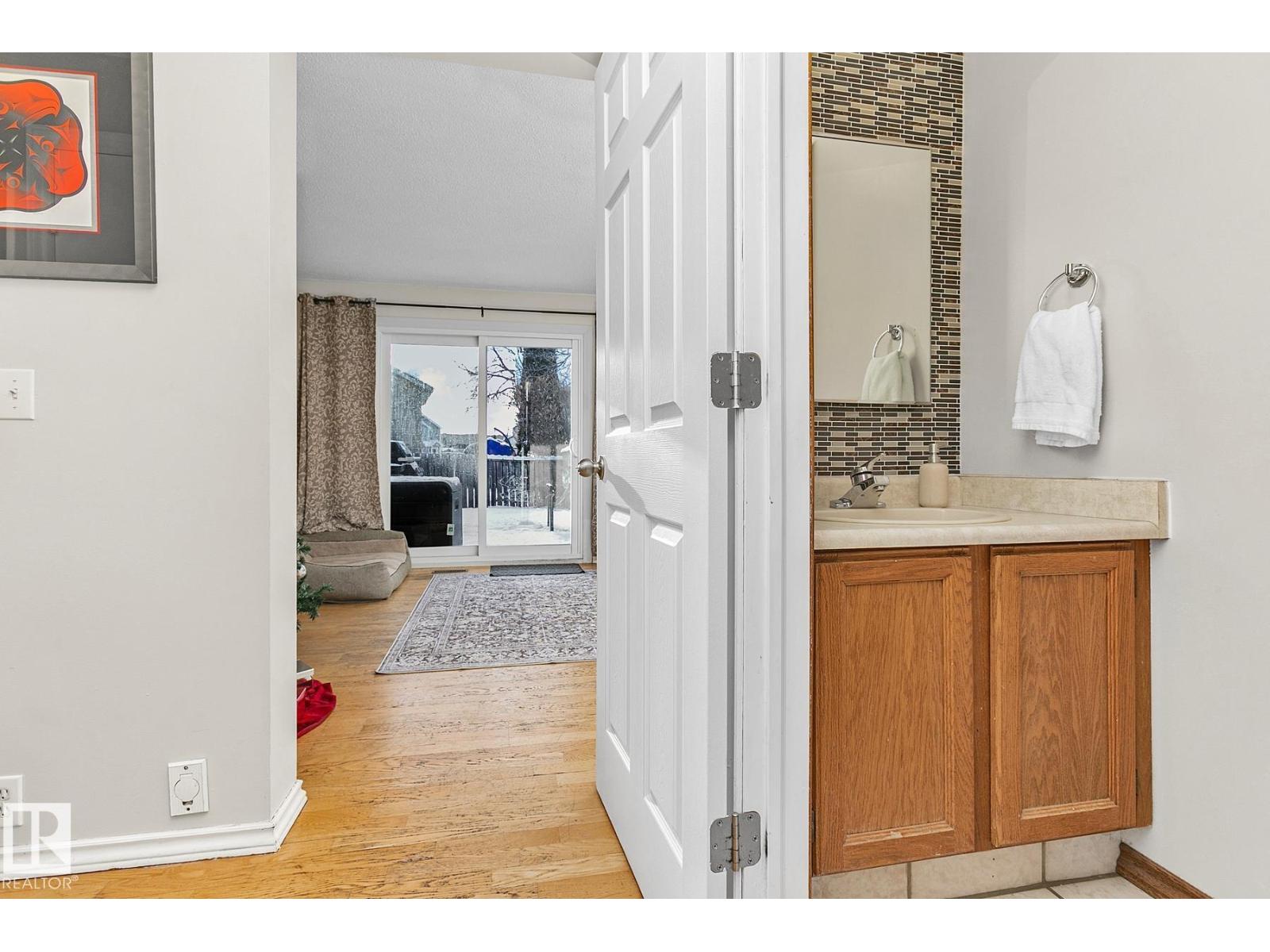 295 VANTAGE LN, Sherwood Park