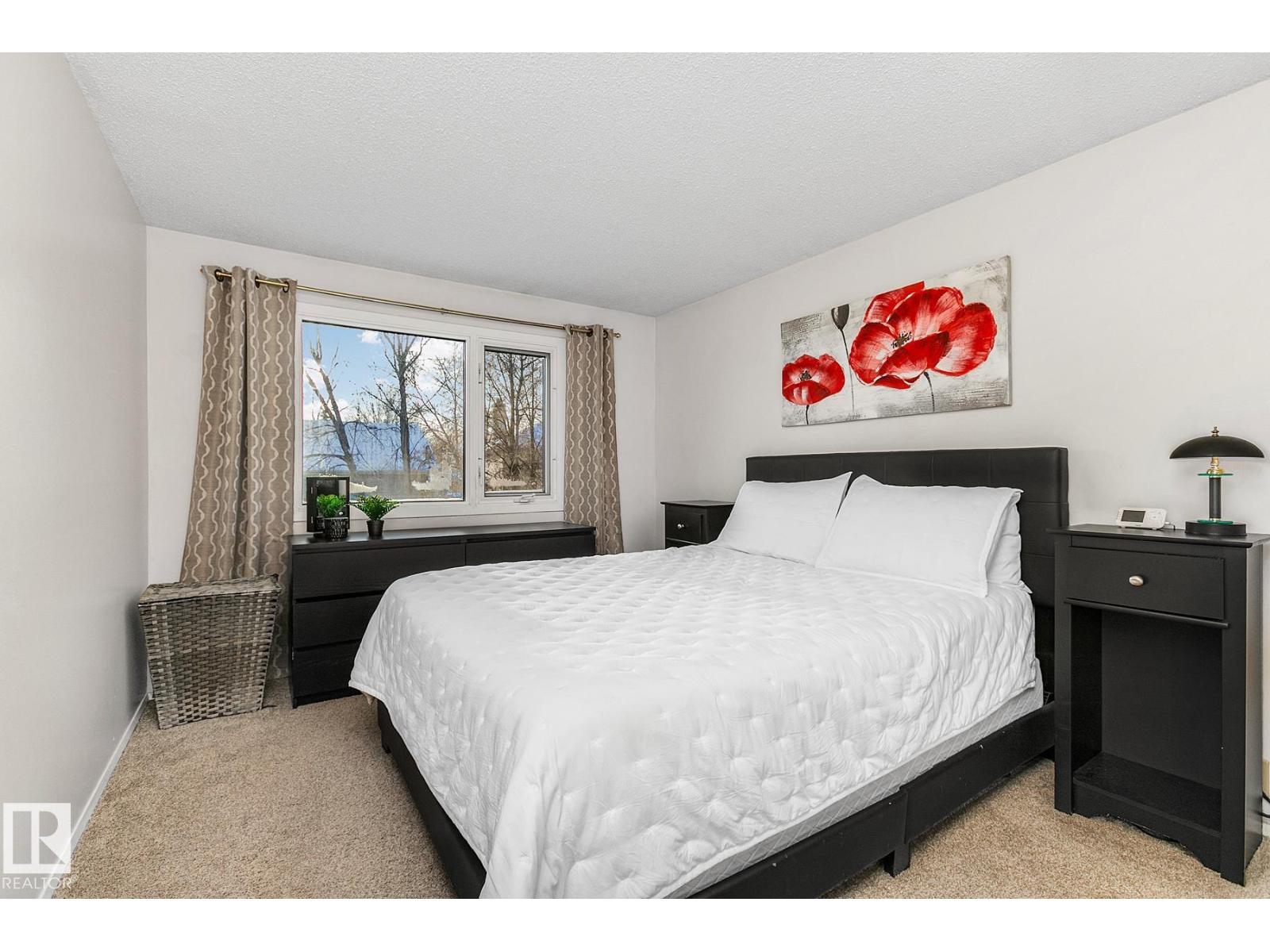 295 VANTAGE LN, Sherwood Park