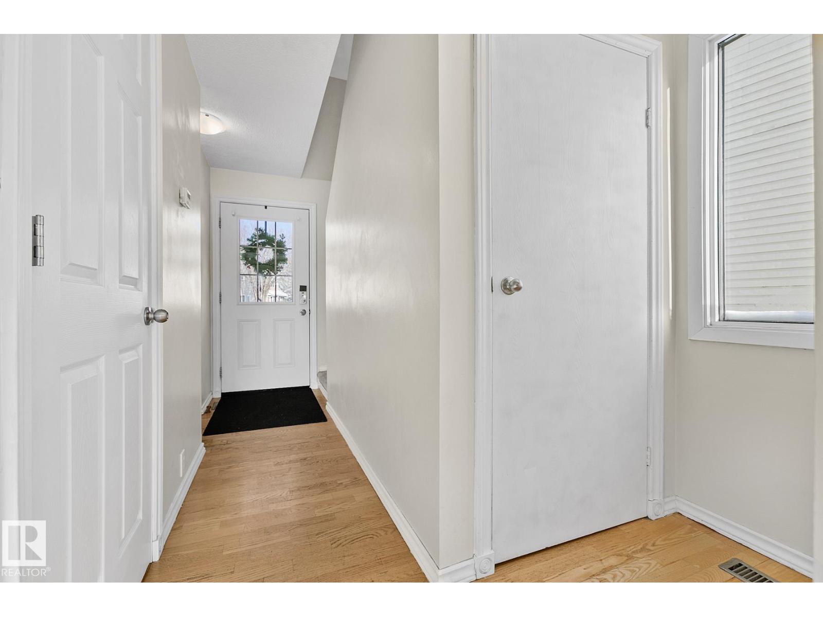 295 VANTAGE LN, Sherwood Park