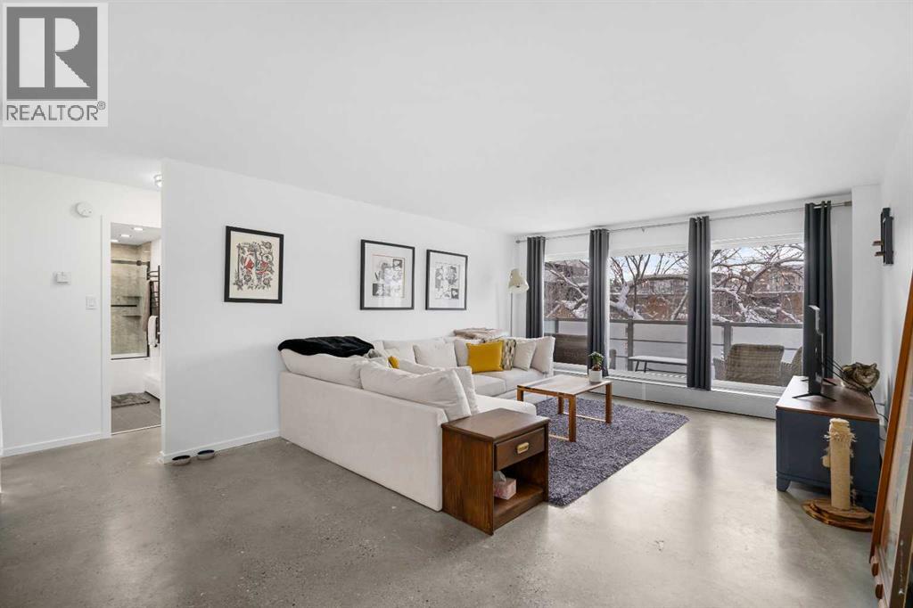 Single Family House for Sale in    Avenue SW Sunalta Calgary 