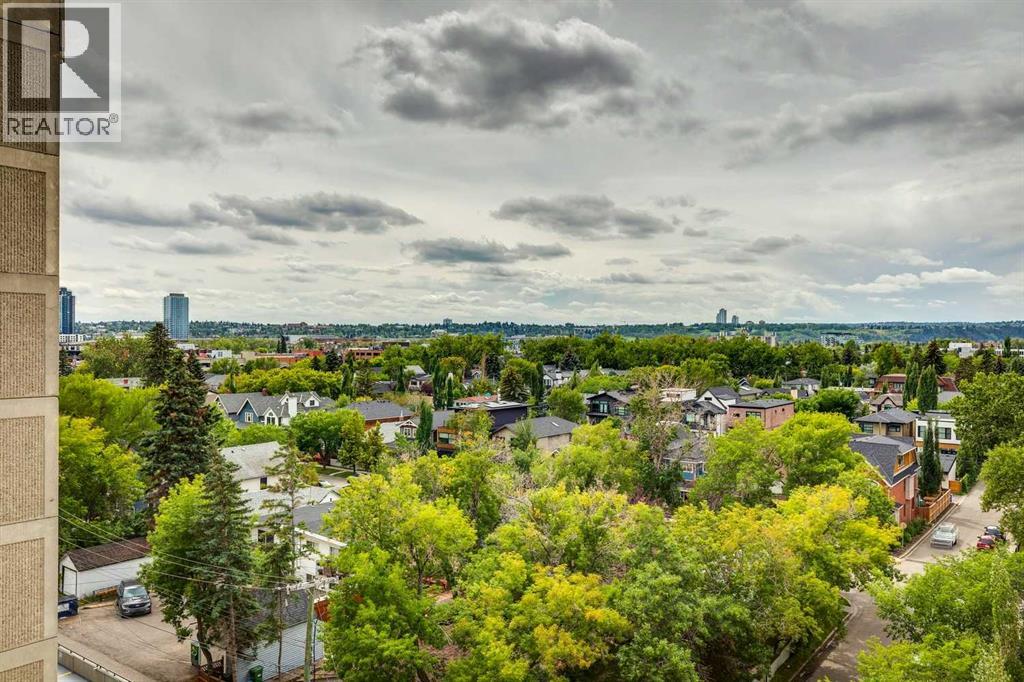 Single Family House for Sale in    Avenue NW Hillhurst Calgary 