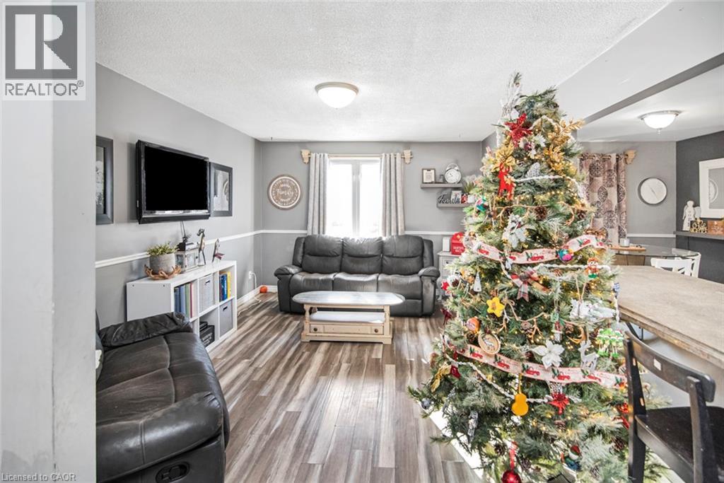 171 KNEIDER AVENUE - 6
